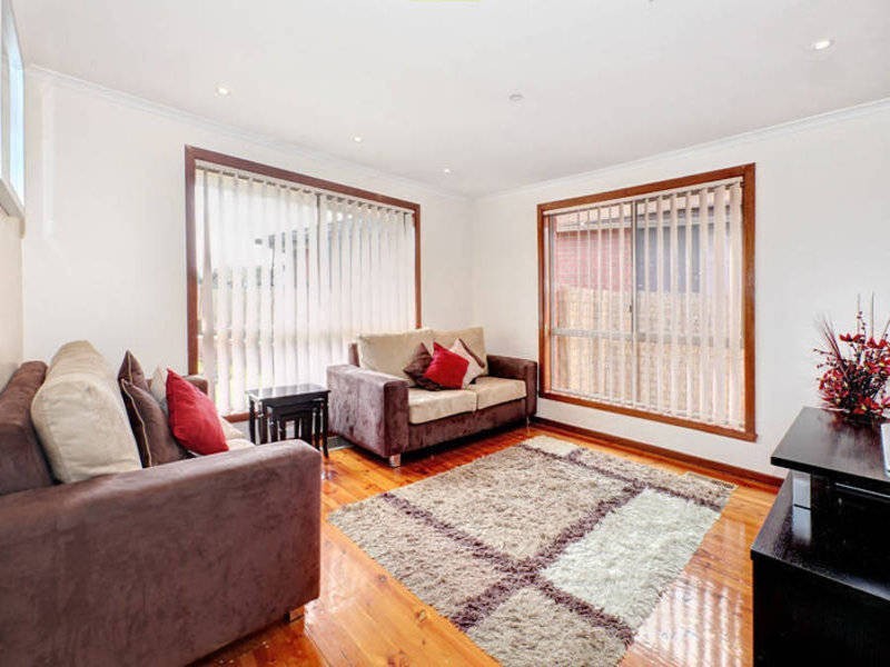 2/16 Brodie Court, Meadow Heights VIC 3048