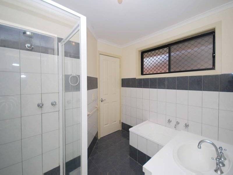 60 Ashleigh Crescent, Meadow Heights VIC 3048