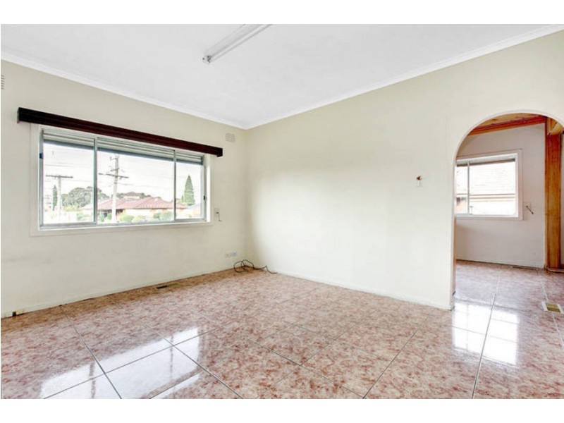 32 Chestnut Street, Campbellfield VIC 3061