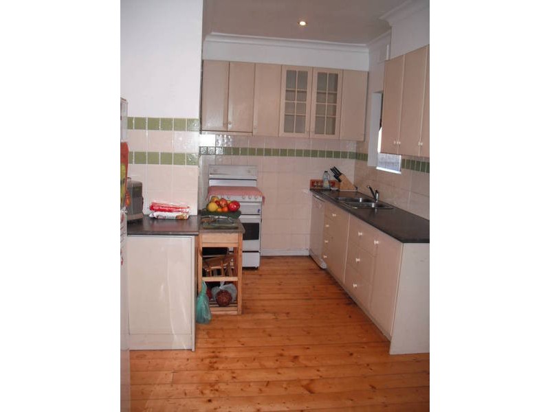 61 West Street, Hadfield VIC 3046