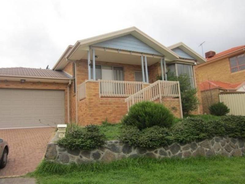 26 Stillwell Crescent, Roxburgh Park VIC 3064