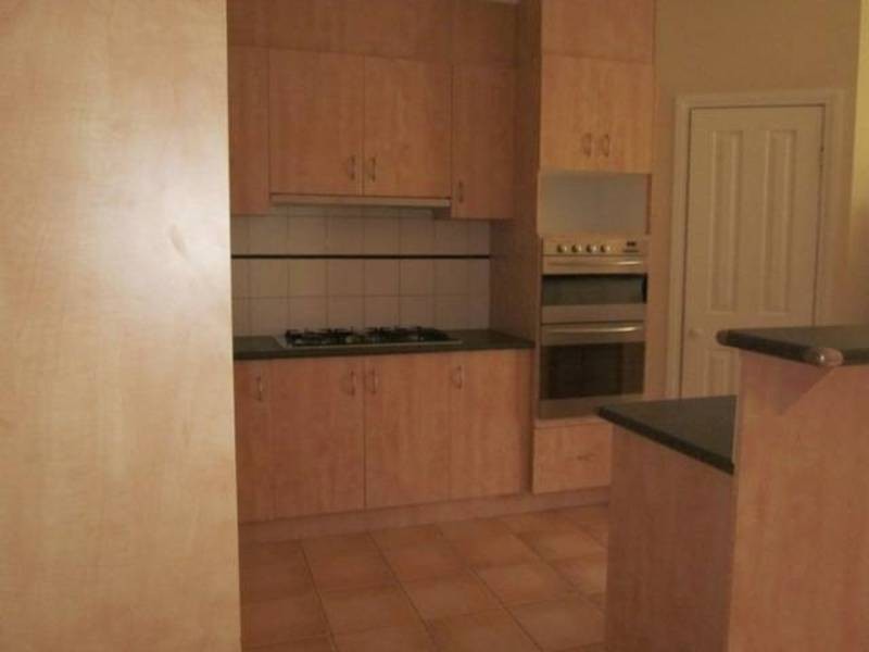 26 Stillwell Crescent, Roxburgh Park VIC 3064