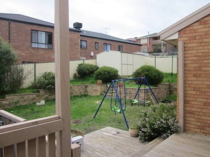 26 Stillwell Crescent, Roxburgh Park VIC 3064