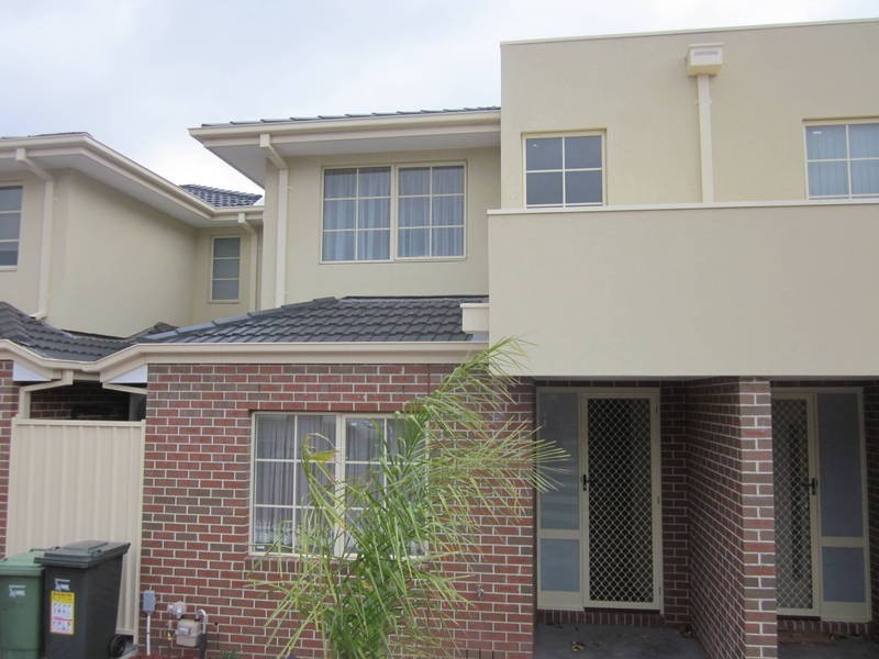 3/29-31  Ashleigh Crescent, Meadow Heights VIC 3048