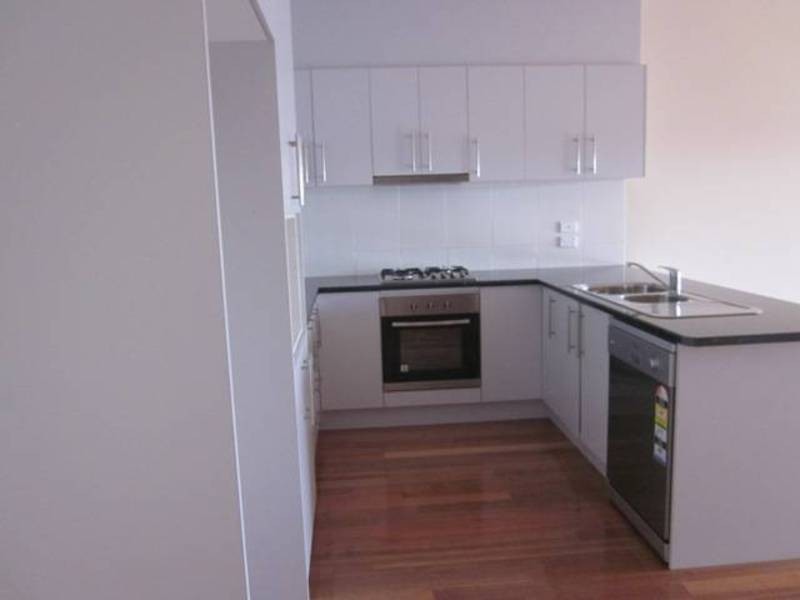 2/29-31 Ashleigh Crescent, Meadow Heights VIC 3048