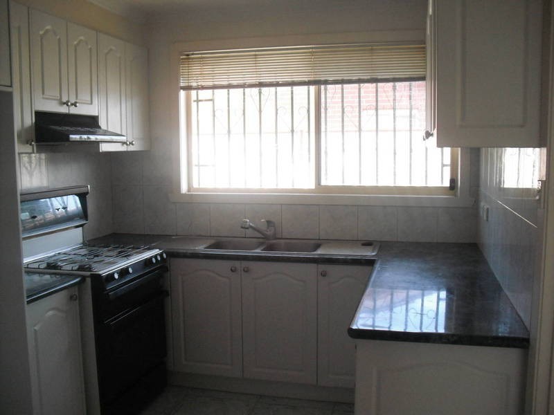 6  Mortlake Aveue, Dallas VIC 3047