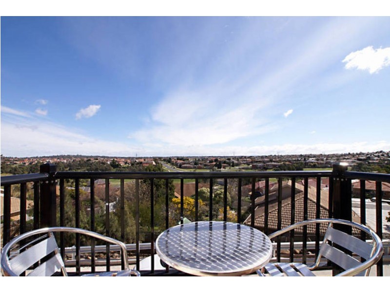 7/30-32 Papworth Place, Meadow Heights VIC 3048