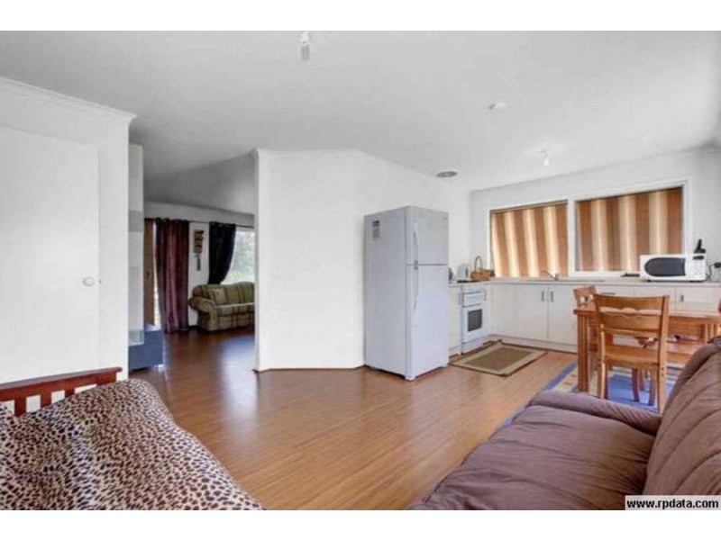 2 Airley Court, Meadow Heights VIC 3048