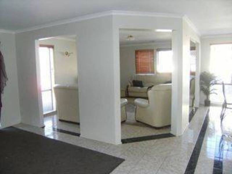 21  Masters Circuit, Roxburgh Park VIC 3064