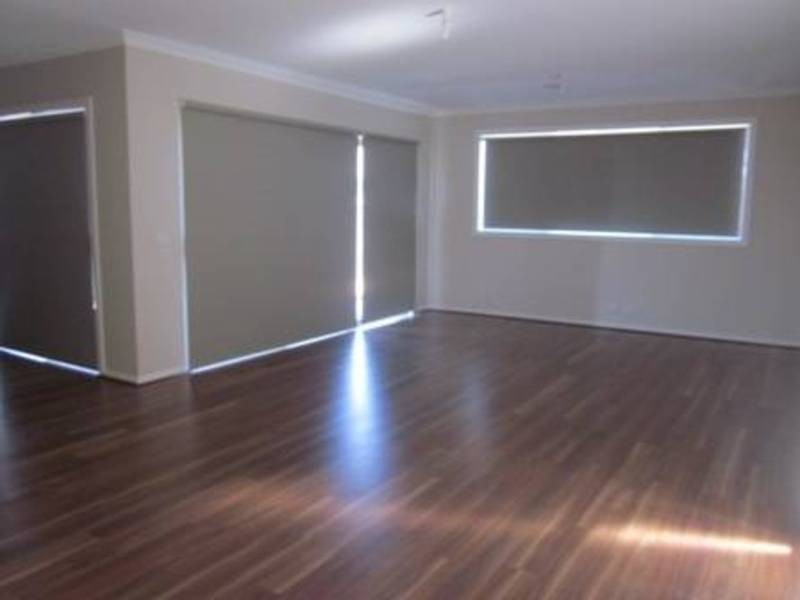 5 Rivvette Street, Craigieburn VIC 3064