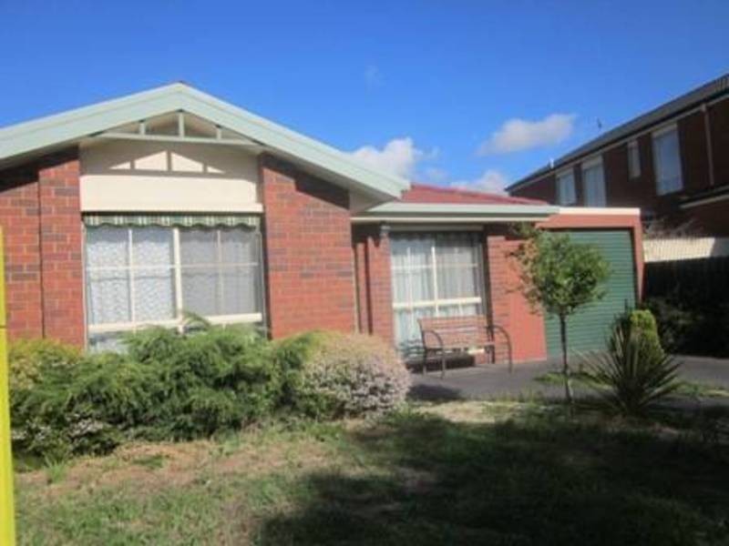 9 Prentice Court, Roxburgh Park VIC 3064