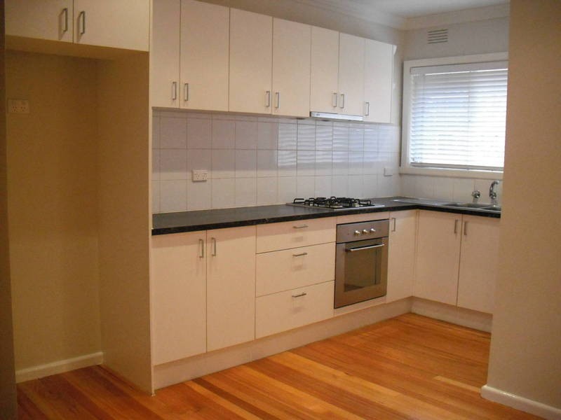 1/3 Perkin Avenue, Pascoe Vale VIC 3044