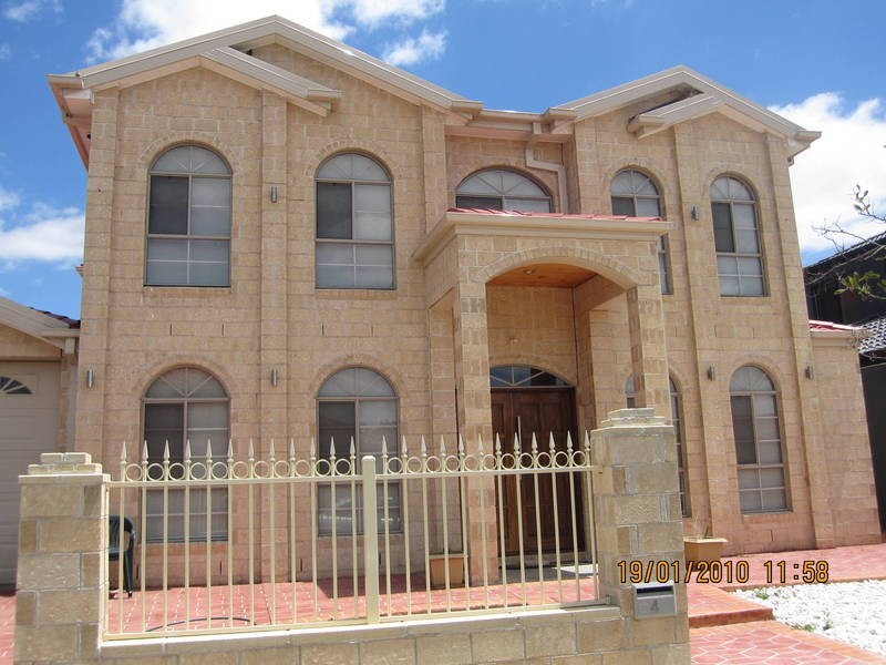 4 Winchester Way, Dallas VIC 3047