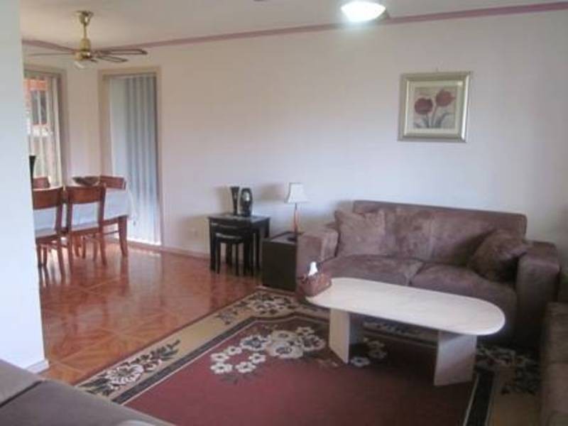 7 Pinnock Avenue, Roxburgh Park VIC 3064