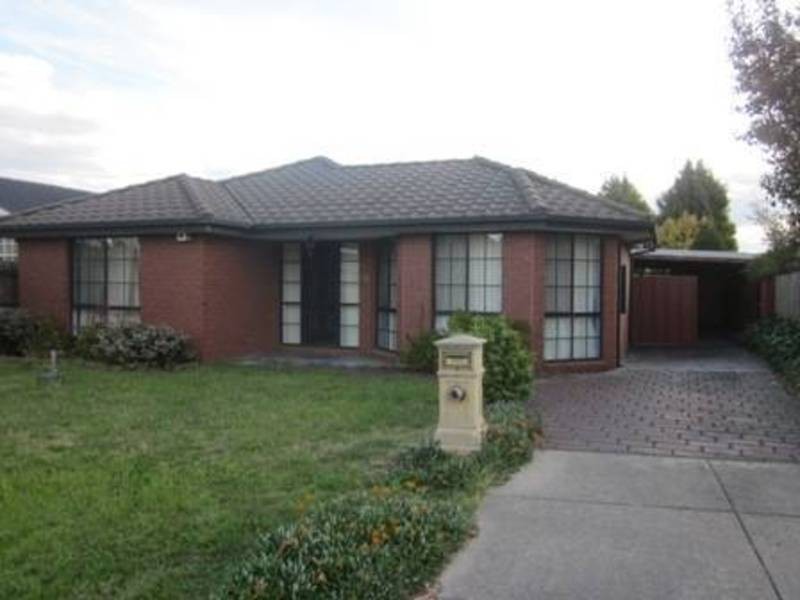 26 Matthews Crescent, Roxburgh Park VIC 3064