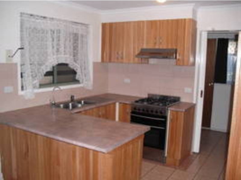 10  Abelia Court, Meadow Heights VIC 3048