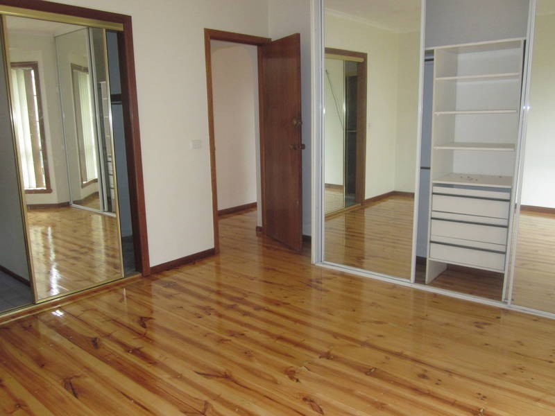 85 Cassinia Crescent, Meadow Heights VIC 3048