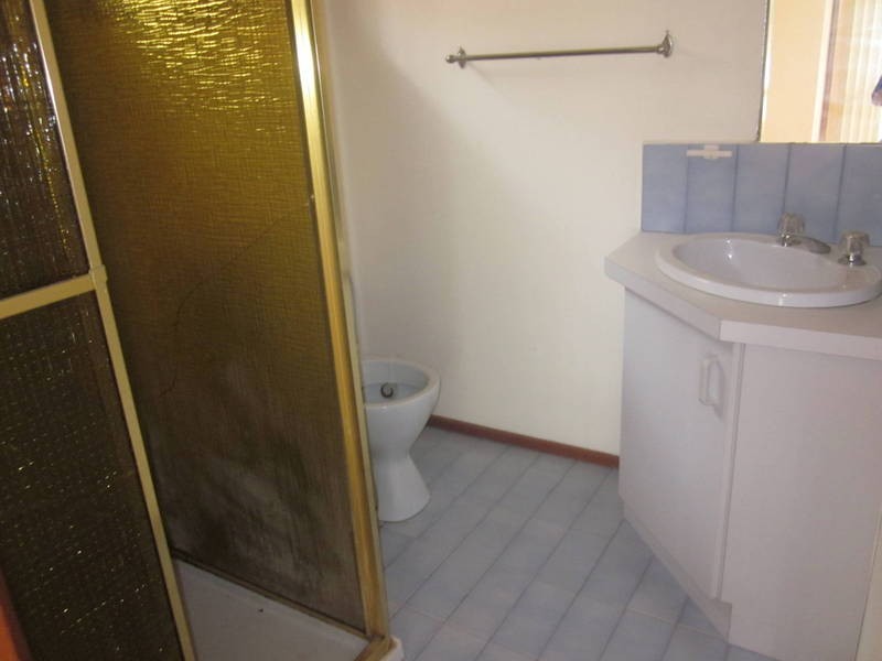 85 Cassinia Crescent, Meadow Heights VIC 3048