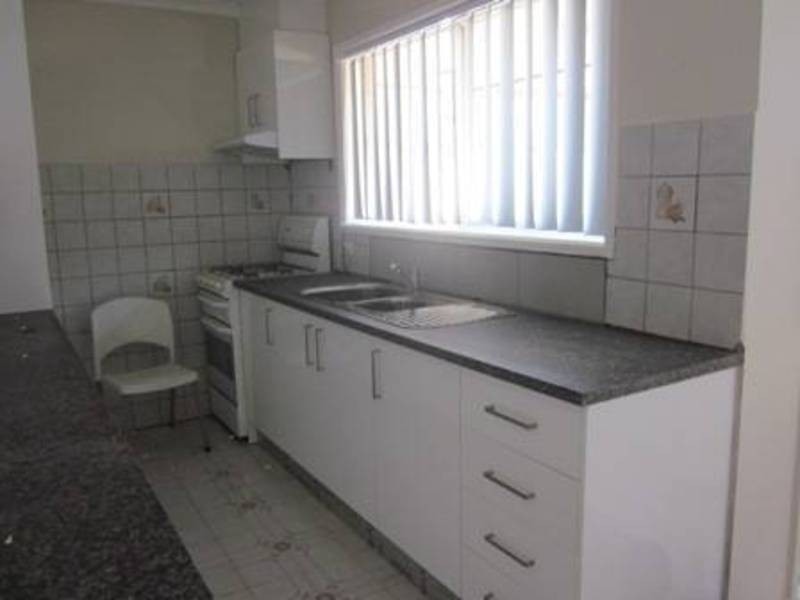 1 Humevale Court, Meadow Heights VIC 3048