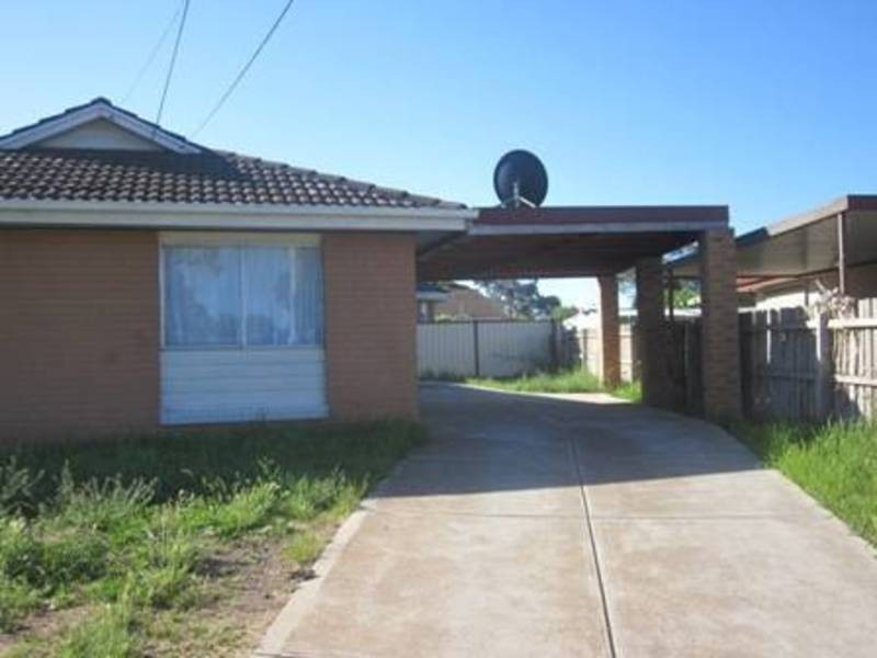 1 Humevale Court, Meadow Heights VIC 3048