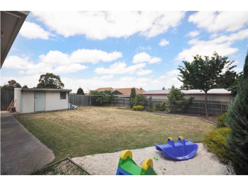 150 Lightwood Crescent, Meadow Heights VIC 3048
