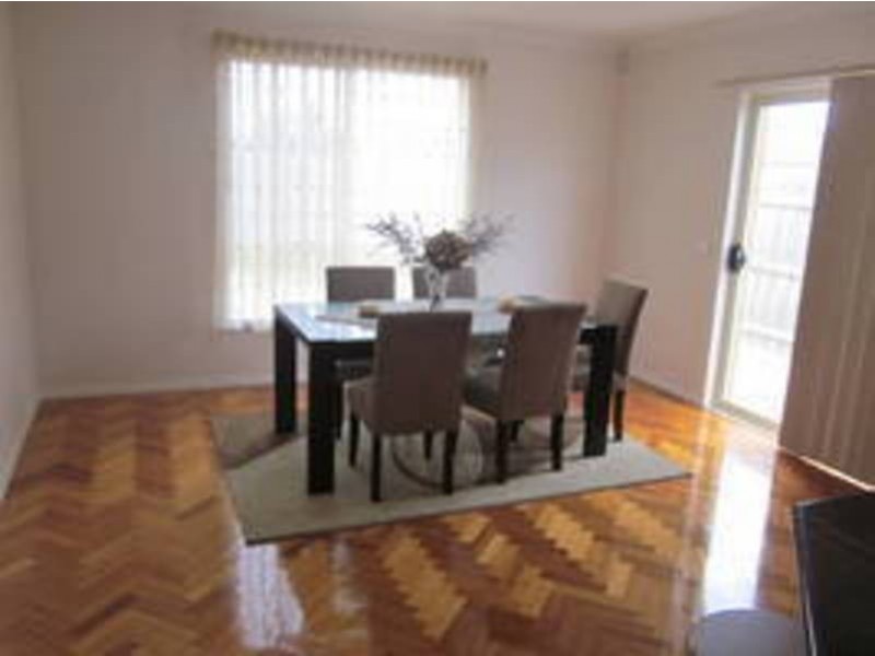 10 Limerick Court, Roxburgh Park VIC 3064