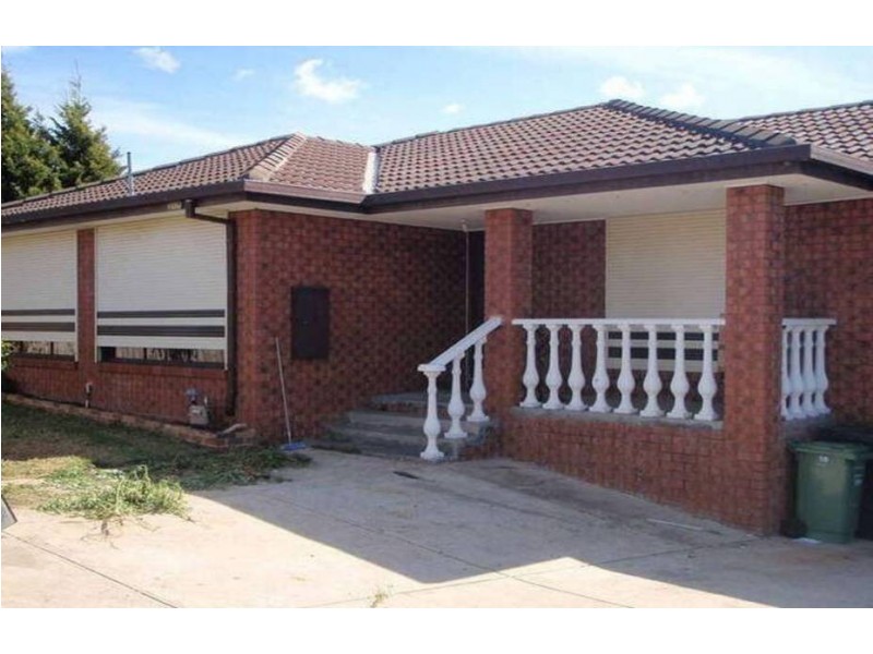 5B Ashleigh Crescent, Meadow Heights VIC 3048