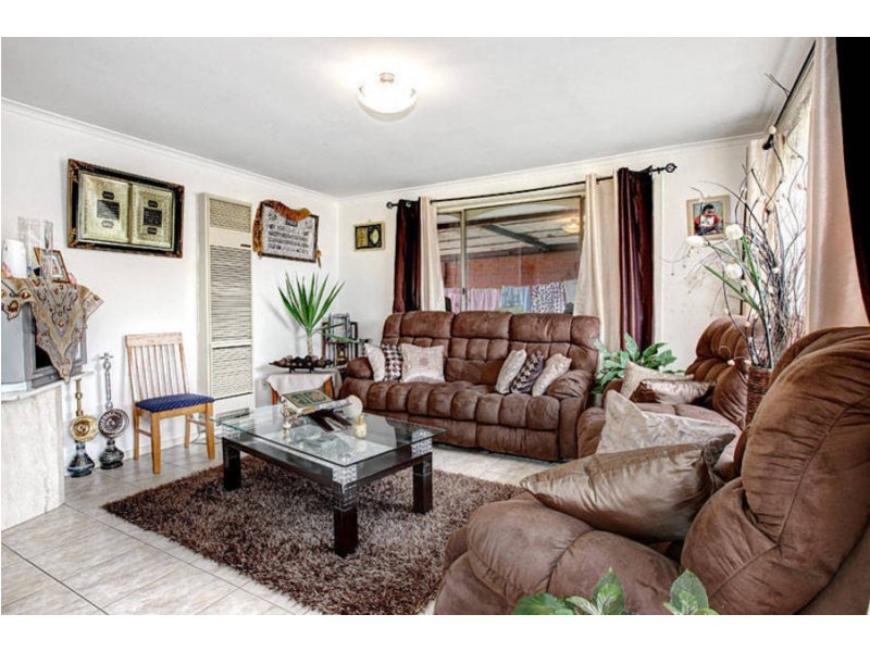 3 Dalton Court, Meadow Heights VIC 3048