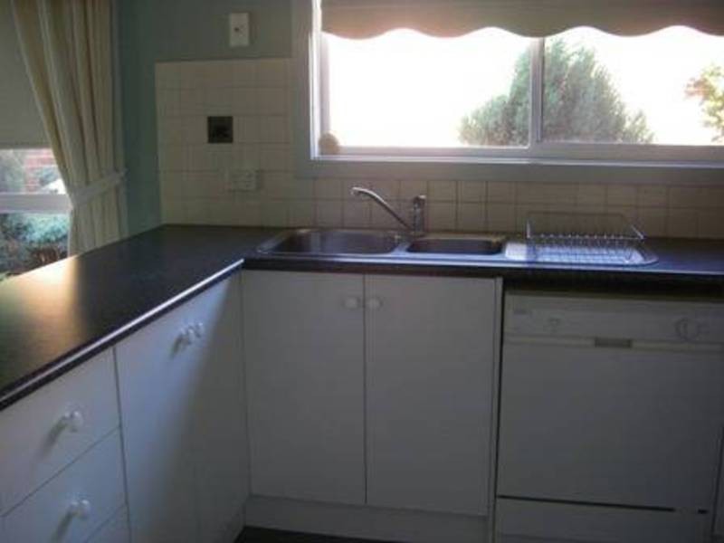 39 Rio Grande Drive, Roxburgh Park VIC 3064