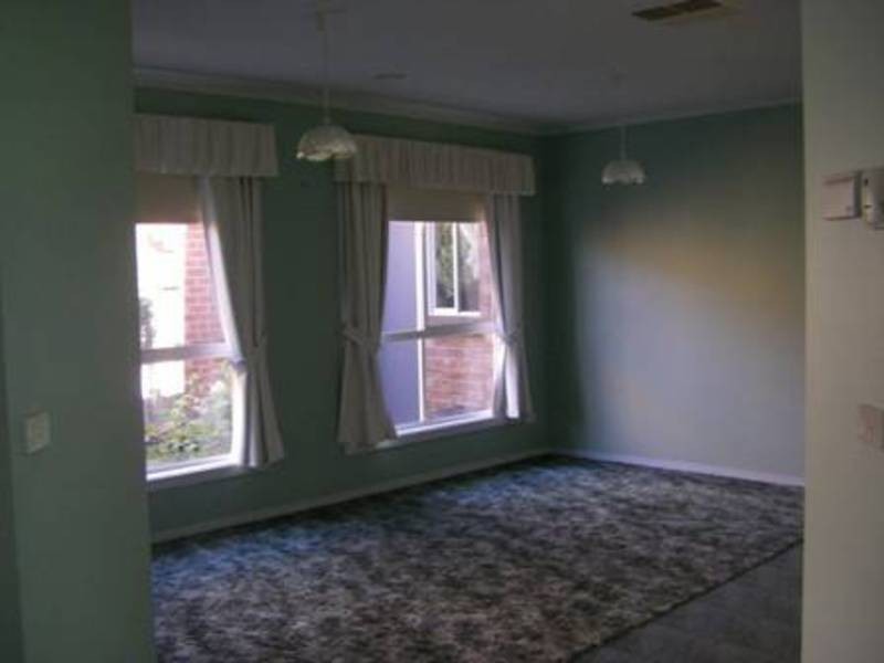 39 Rio Grande Drive, Roxburgh Park VIC 3064