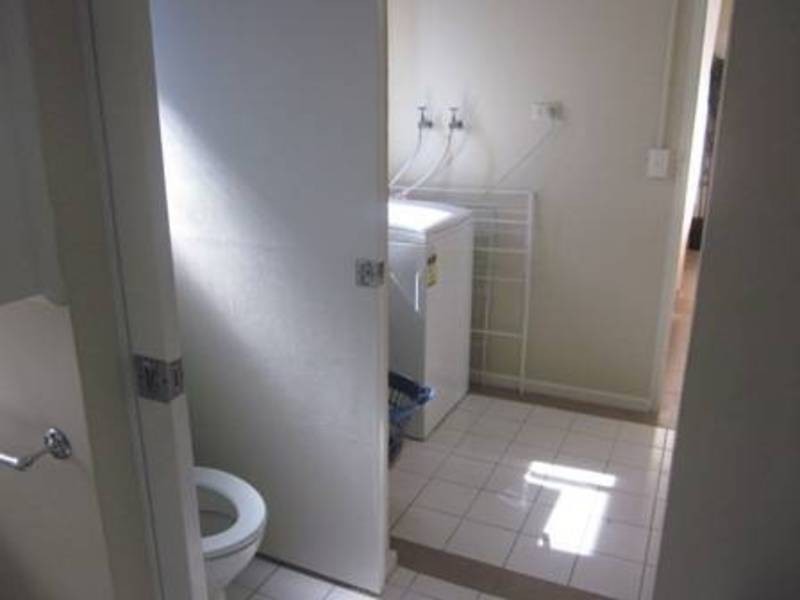 3  Navaree Court, Meadow Heights VIC 3048