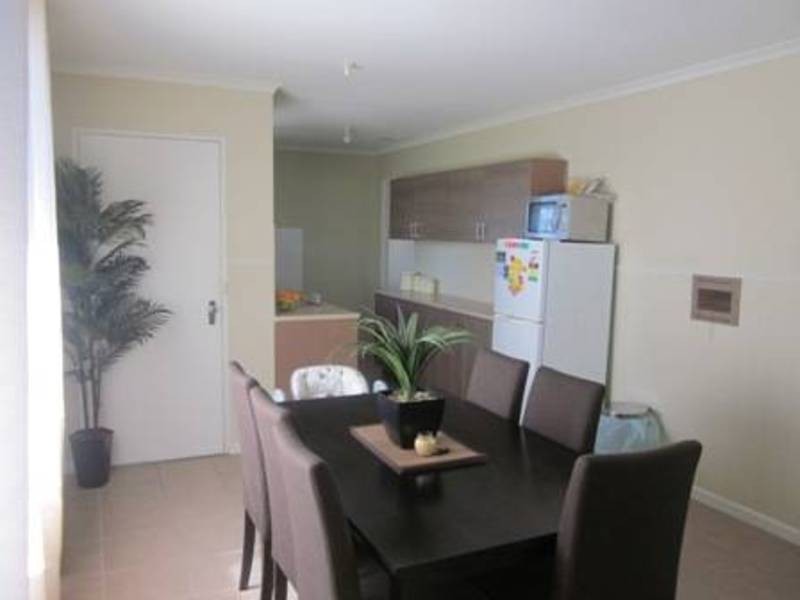 3  Navaree Court, Meadow Heights VIC 3048