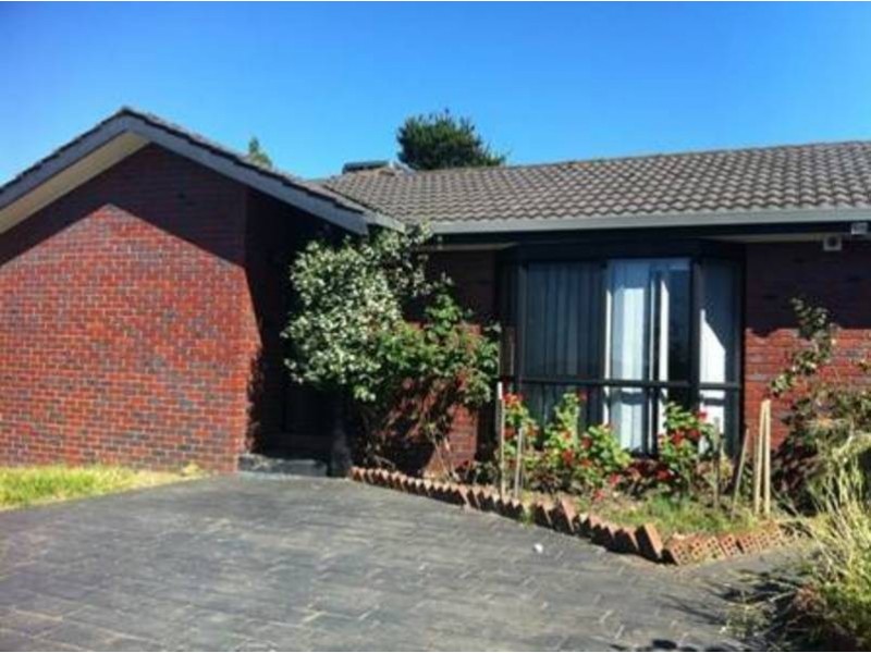 121 Lightwood Crescent, Meadow Heights VIC 3048