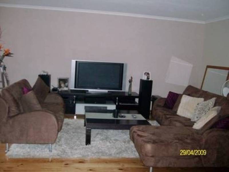 2/7 Pinnaroo Circuit, Meadow Heights VIC 3048