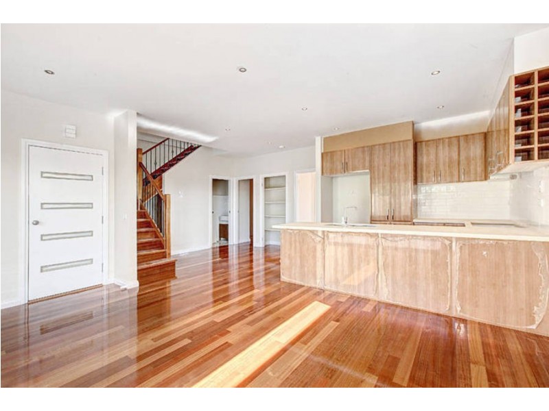 2/923  Pascoe Vale Road, Glenroy VIC 3046