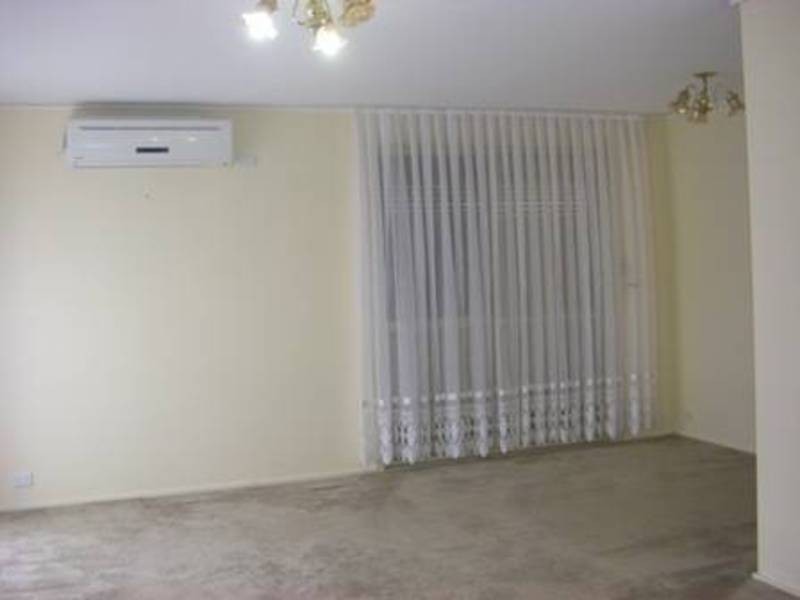 6 Tooradin Avenue, Dallas VIC 3047