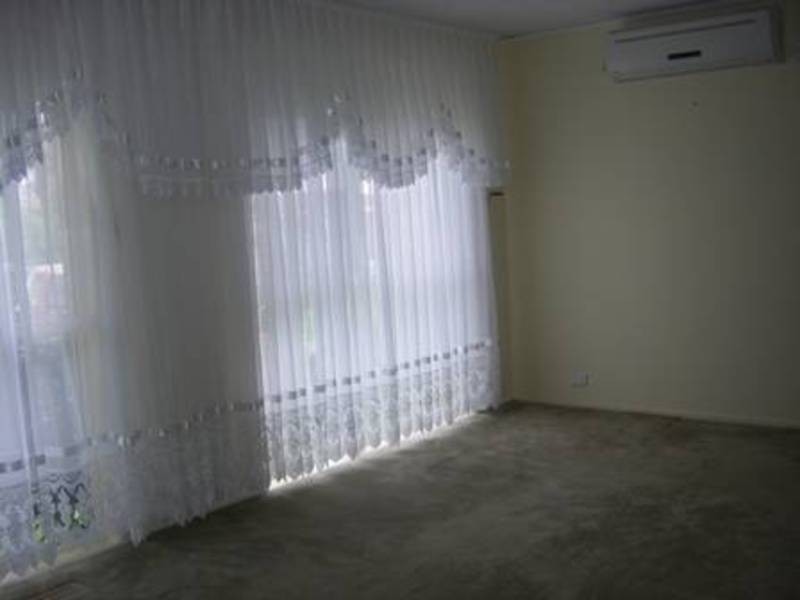 6 Tooradin Avenue, Dallas VIC 3047