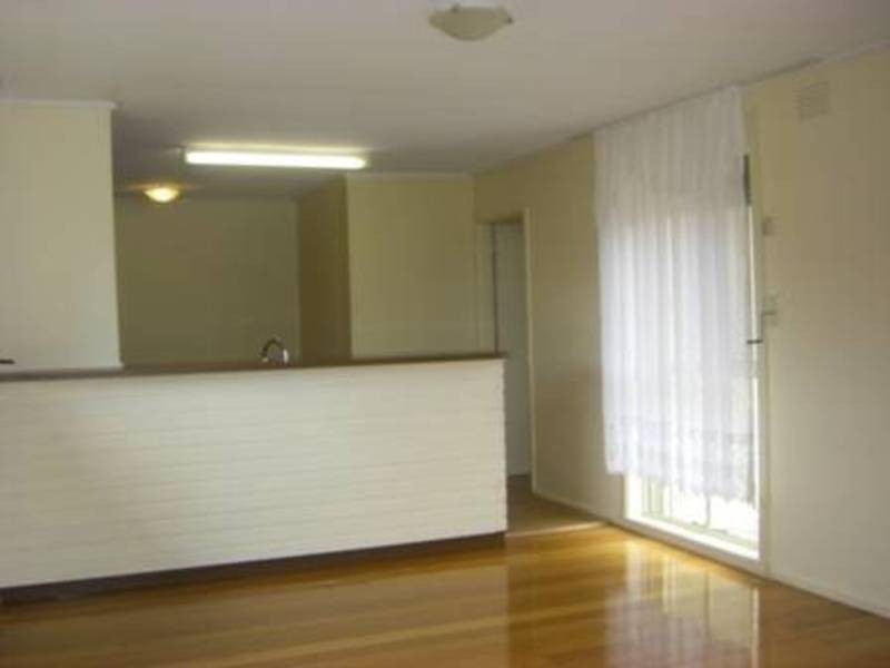 6 Tooradin Avenue, Dallas VIC 3047