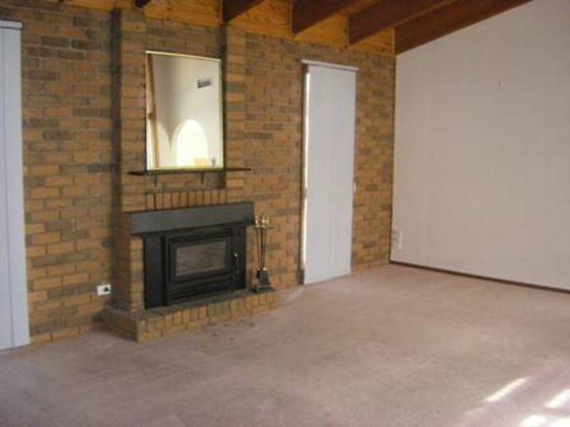 4 Hartley Crescent, Greenvale VIC 3059