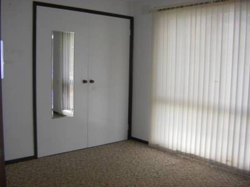 110 Rokewood Crescent, Meadow Heights VIC 3048