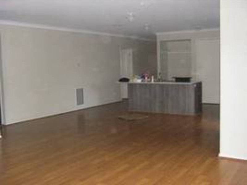 5 Wyperfeld Avenue, Craigieburn VIC 3064