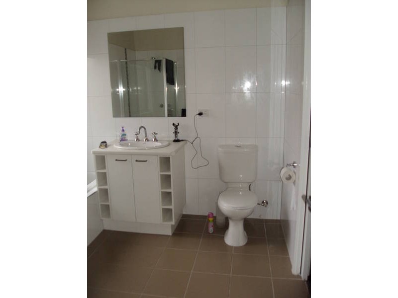 2/7  Leonard Avenue, Glenroy VIC 3046