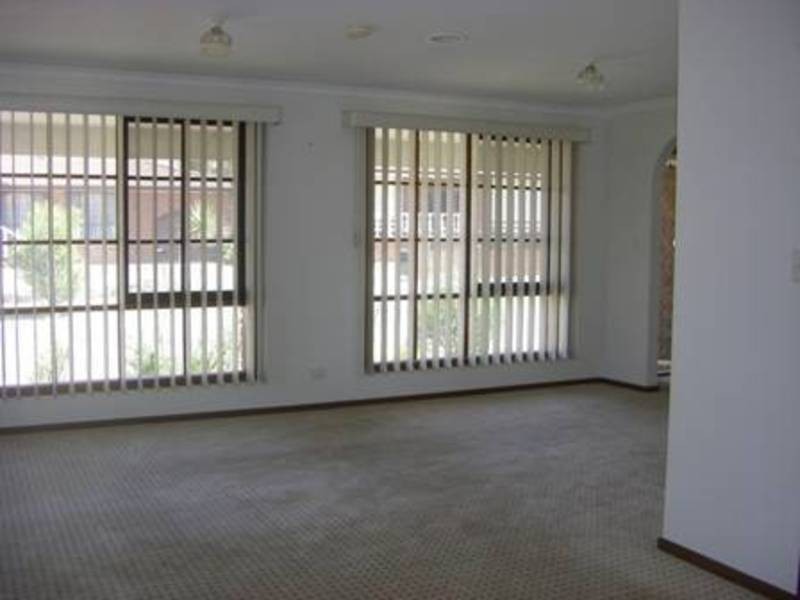 2 Yarto Court, Meadow Heights VIC 3048