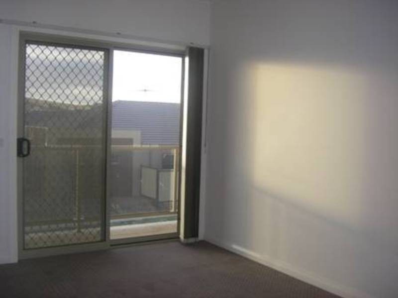 24 Brookvale Court, Roxburgh Park VIC 3064