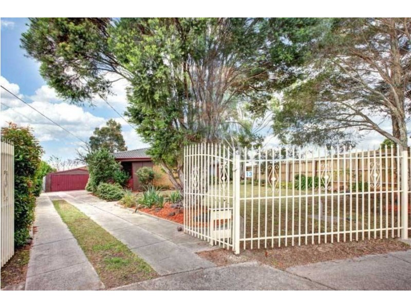 13 Ruby Court, Meadow Heights VIC 3048