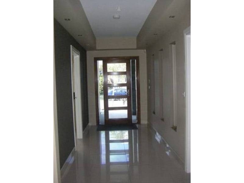 32 Beechworth Avenue, Greenvale VIC 3059