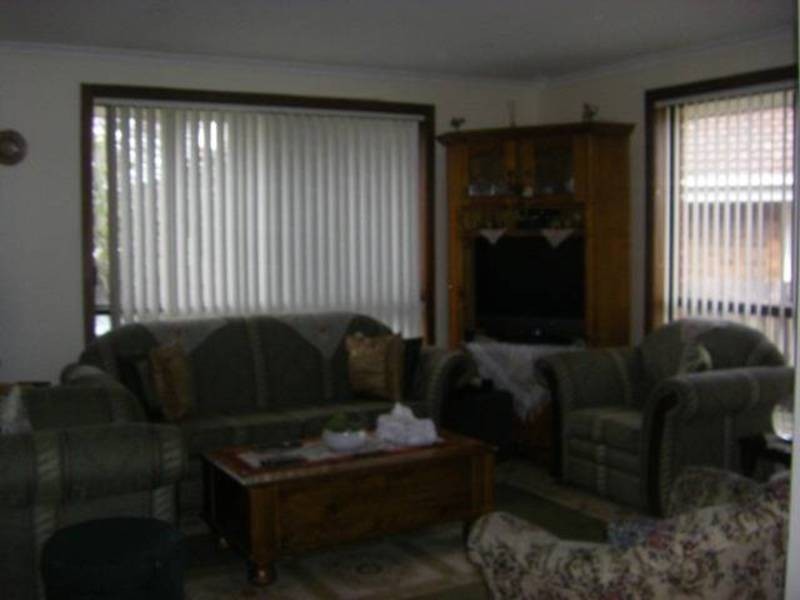 2/8 Bond Court, Meadow Heights VIC 3048