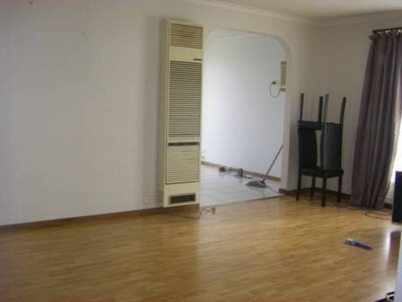 29 Bicentennial Crescent, Meadow Heights VIC 3048