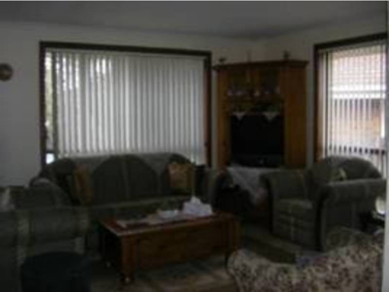 2/8 Bond Court, Meadow Heights VIC 3048