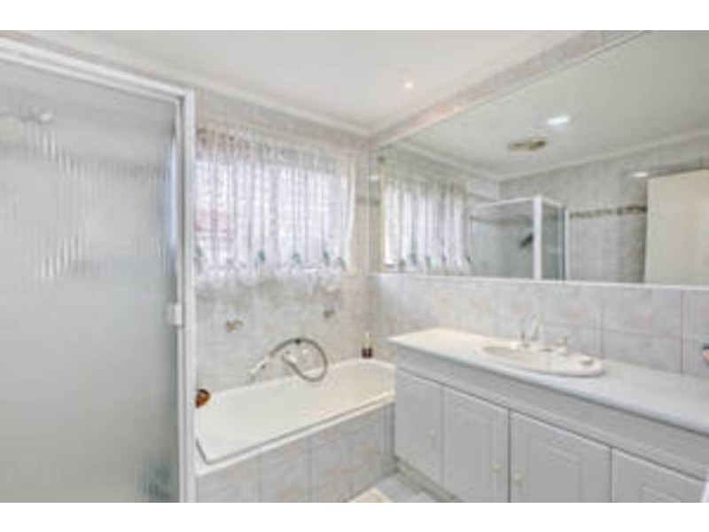 3 Jarrot Court, Meadow Heights VIC 3048